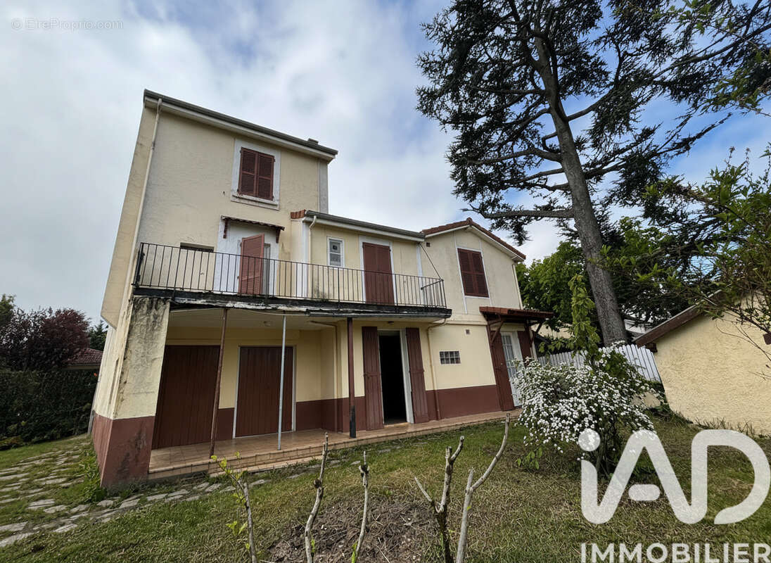 Photo 2 - Maison à SAINT-CHAMOND