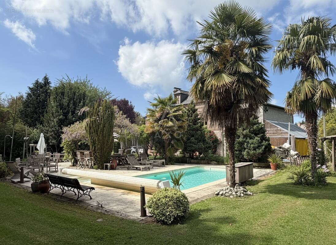Maison à PONT-L'EVEQUE