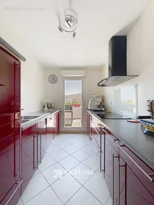 Appartement à MARSEILLE-12E