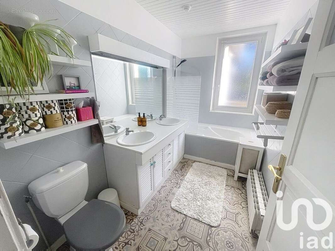 Photo 8 - Maison à REIMS