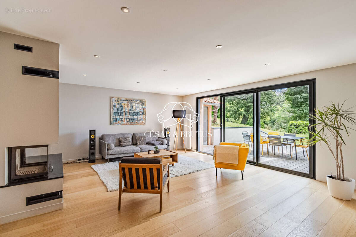 Maison 141 m² à Saint-Didier-Au-Mont-D'or  - photo 3