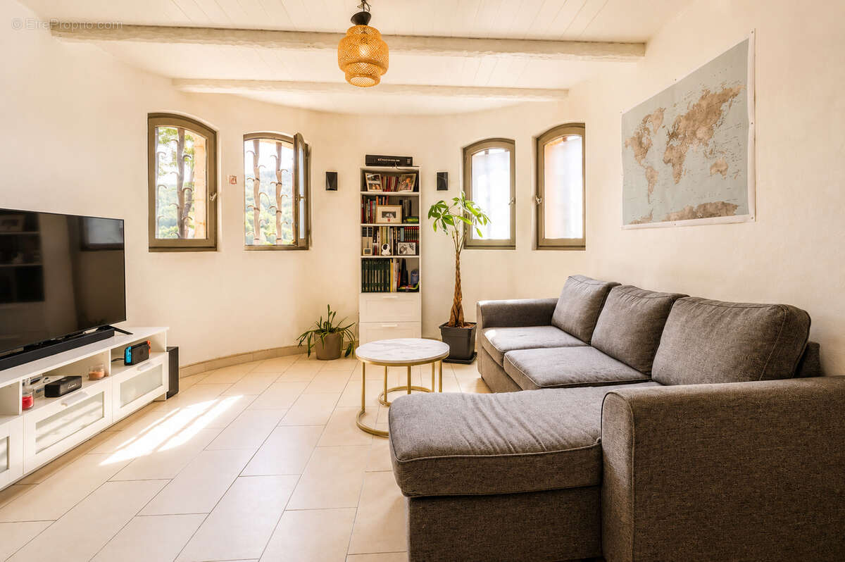 Exclusivité   Villa d'Exception T7 sur 2 000 m2 avec Piscine - photo 13
