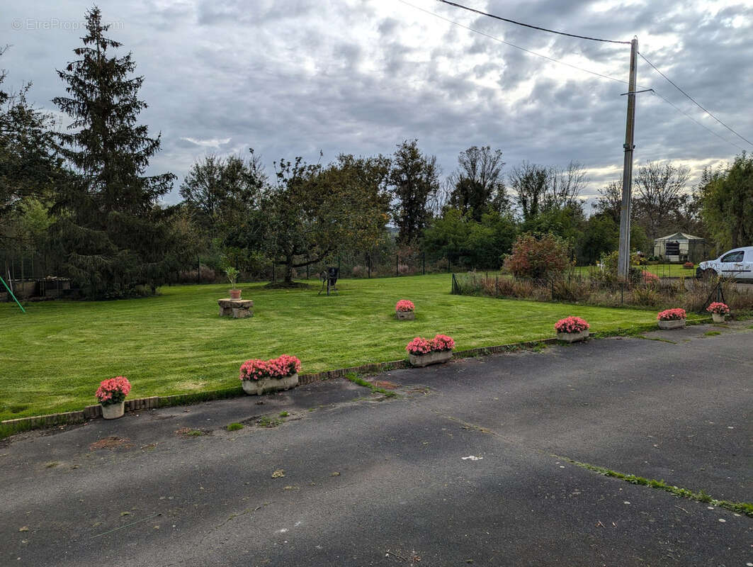 Maison à CHASSIGNOLLES