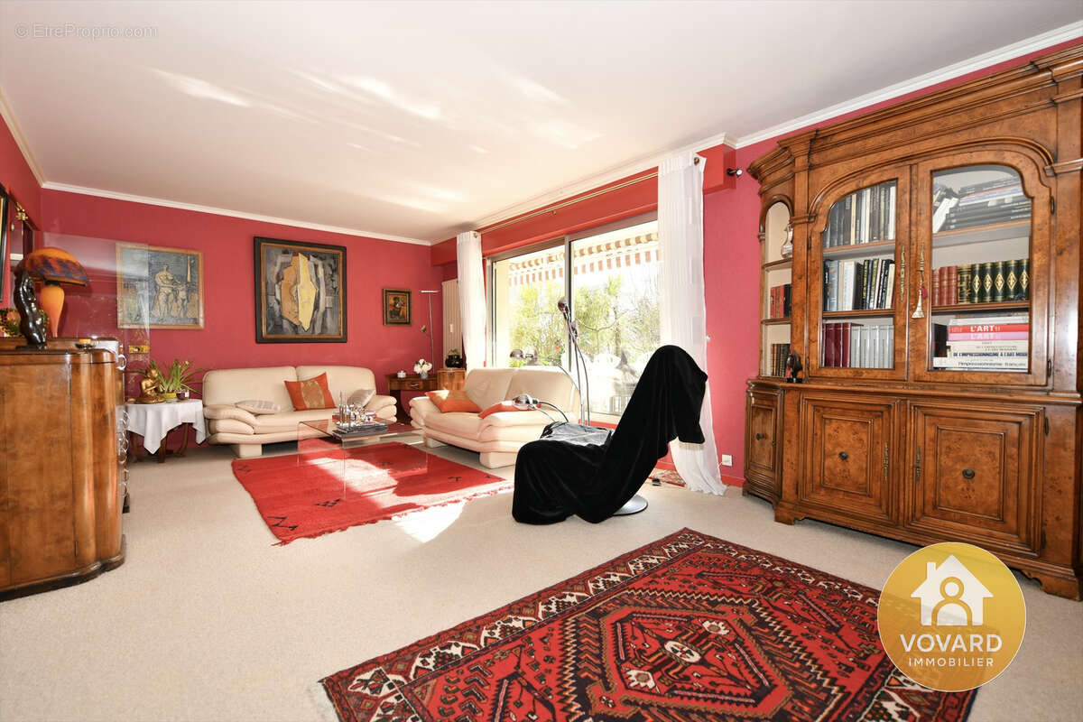 F5 - 3 chambres  de 117 m2 avec terrasse de 74 m2 - photo 6