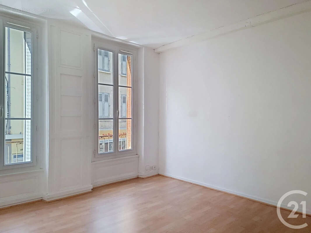 Appartement à MELUN