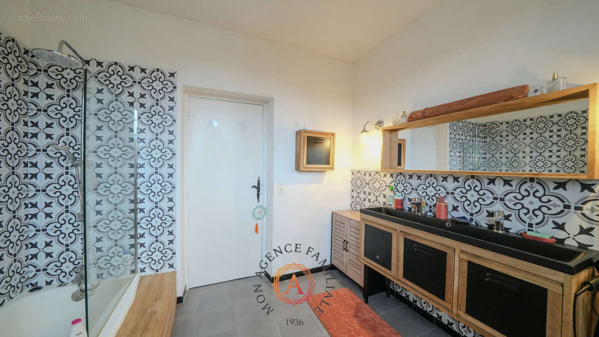 Maison 9 pièces de 243 m2 - photo 13