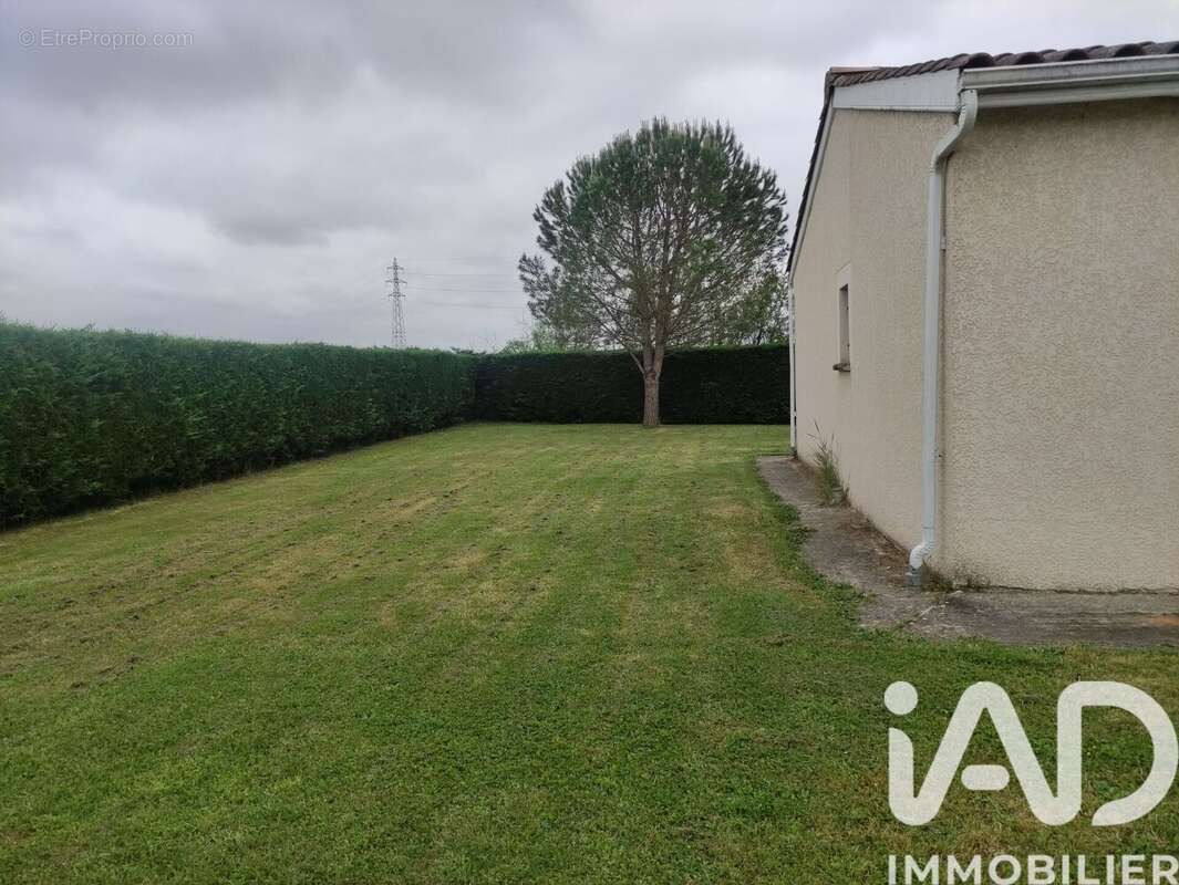 Photo 8 - Maison à MONTBETON