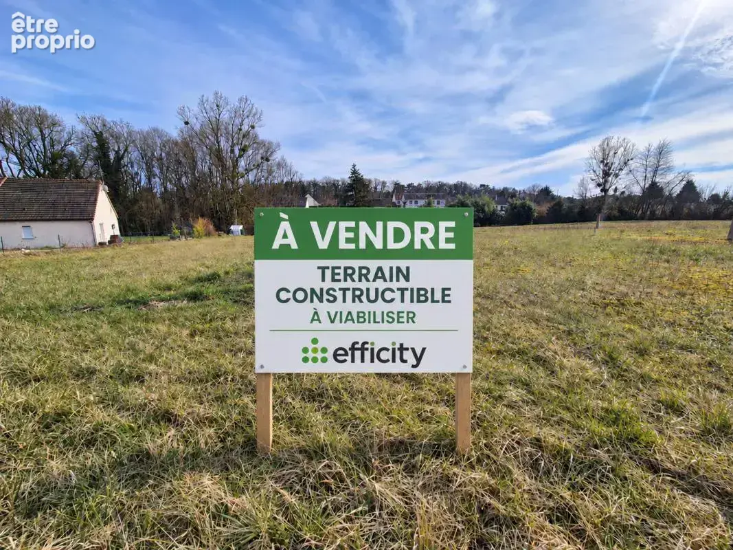 Terrain à CHOUZY-SUR-CISSE