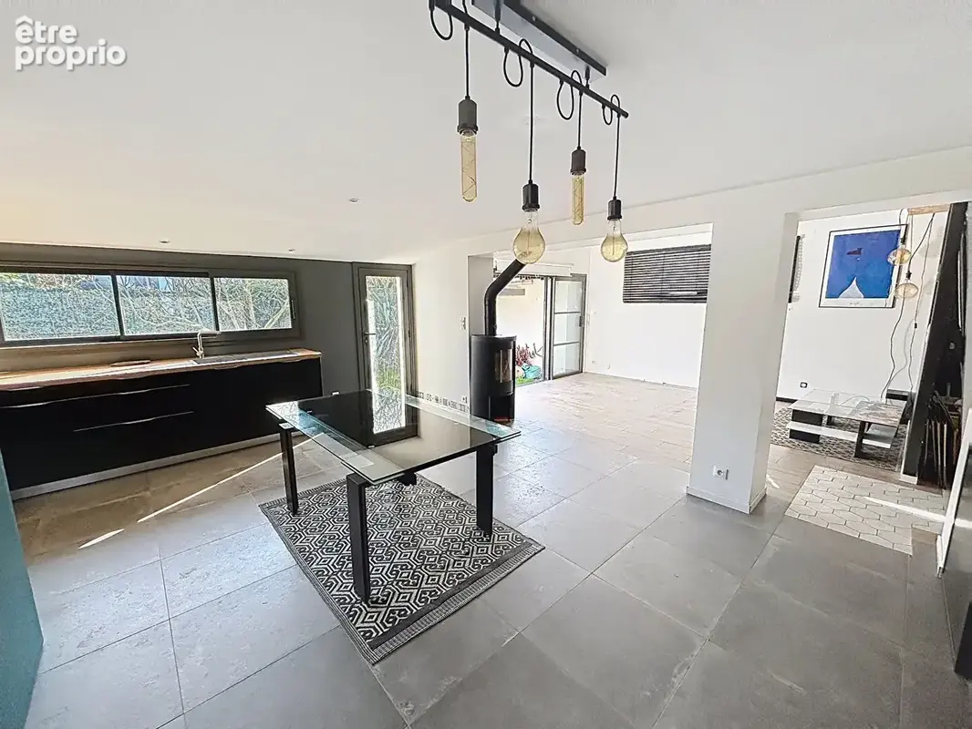 Maison - à vendre - récent - 4 chambres - parkings - garage - quartier Cleunay - photo 2