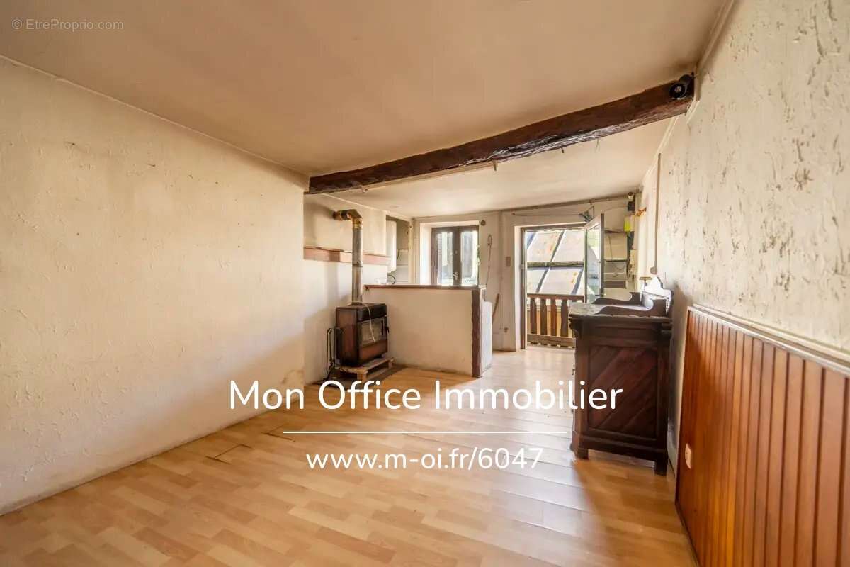 Maison à CHATEAUROUX-LES-ALPES