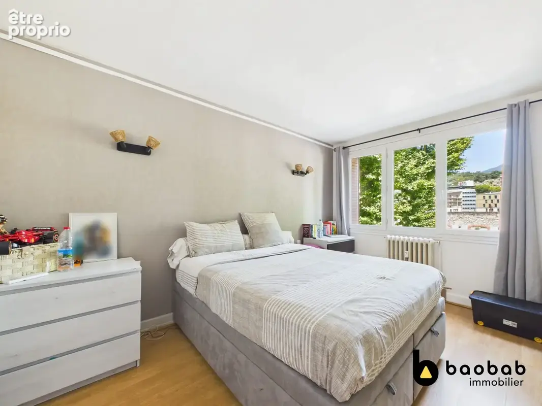 Appartement 72 m² à Chambery  - photo 9