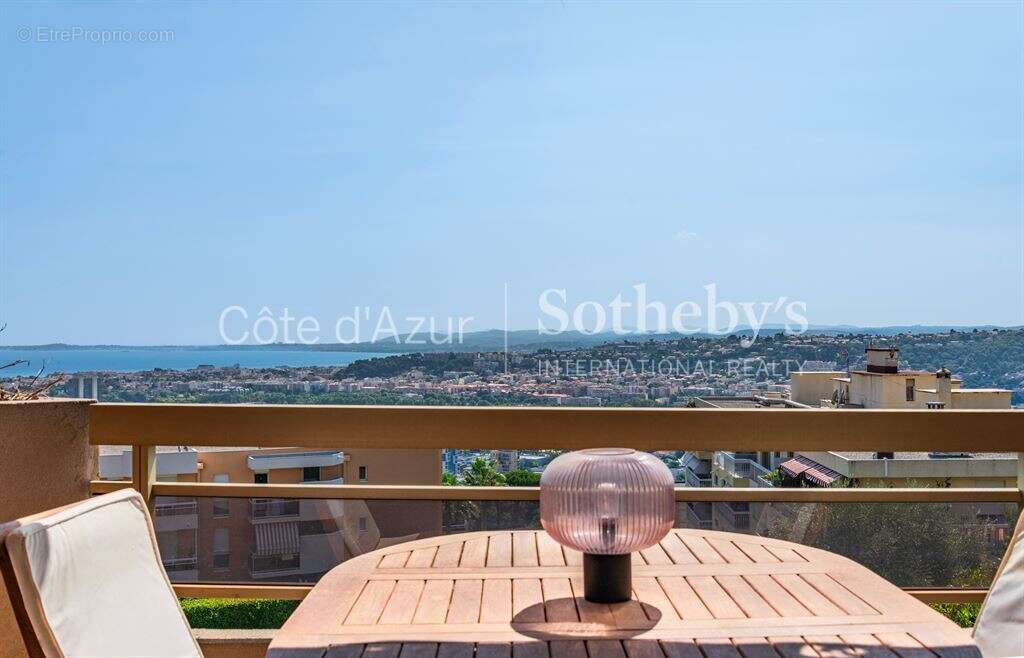 Nice Ouest, appartement avec vue mer, terrasse, piscine et garage dans une résidence de standing - photo 6