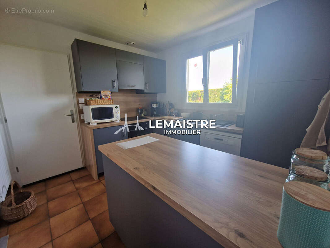 Maison - 10 minutes St-Romain  - 153 m² - 3 chambres - 3 garages - photo 6