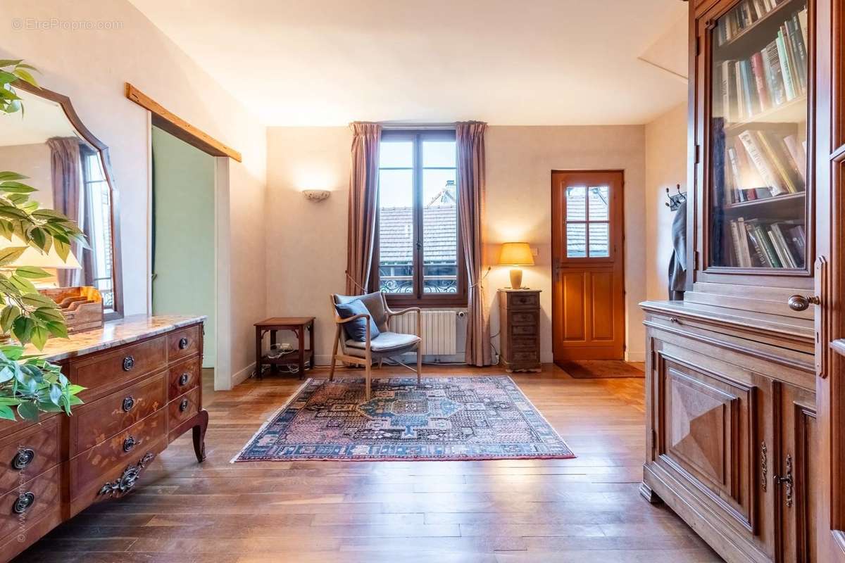 Maison à VAYRES-SUR-ESSONNE