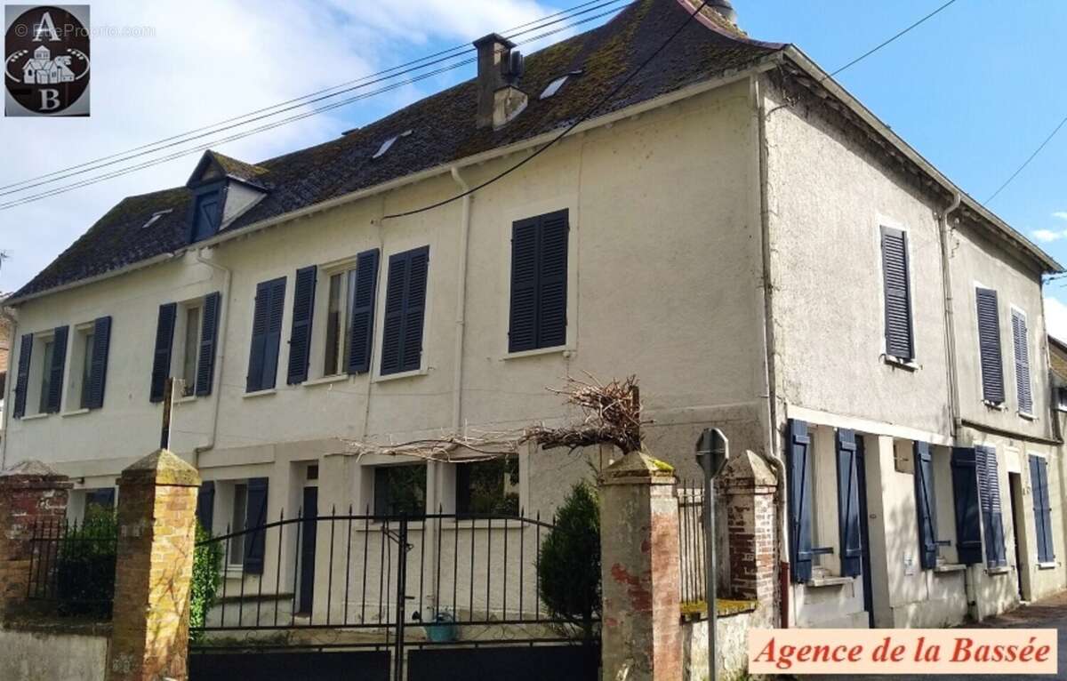 Maison à BRAY-SUR-SEINE