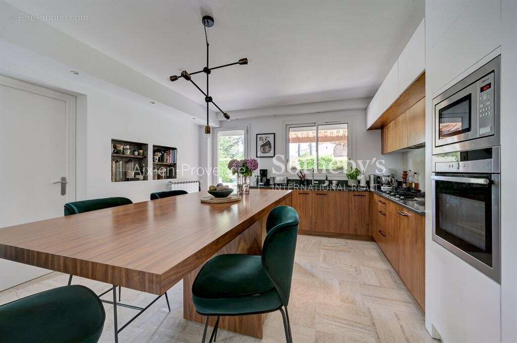 Maison à AIX-EN-PROVENCE