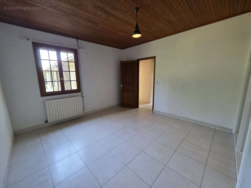 Gers—proche barbotan les thermes—maison dans son parc de 1.5ha avec garage - photo 11