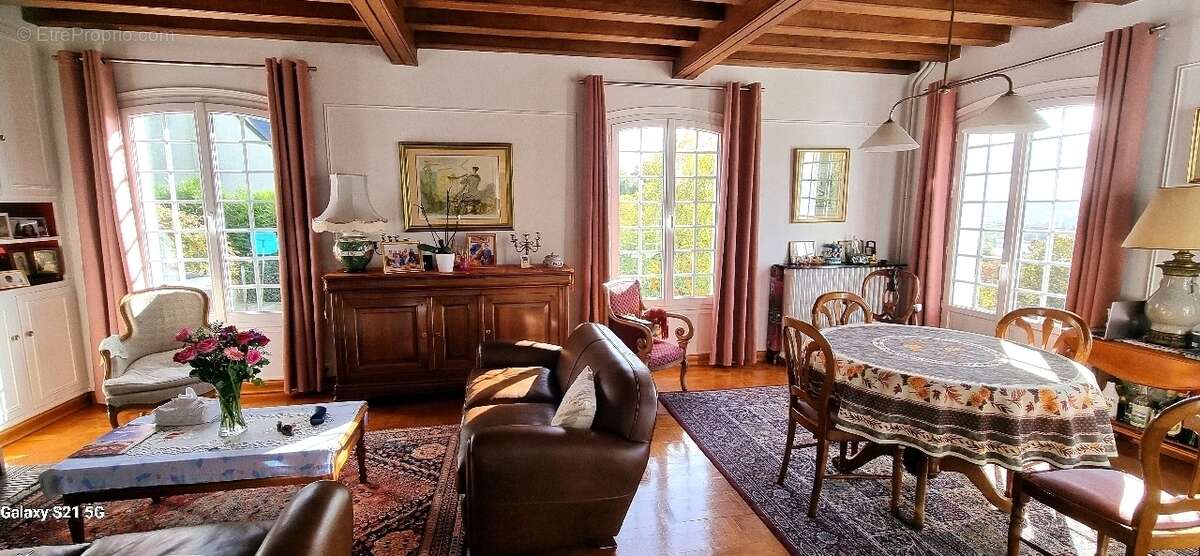 Maison à MANTES-LA-JOLIE