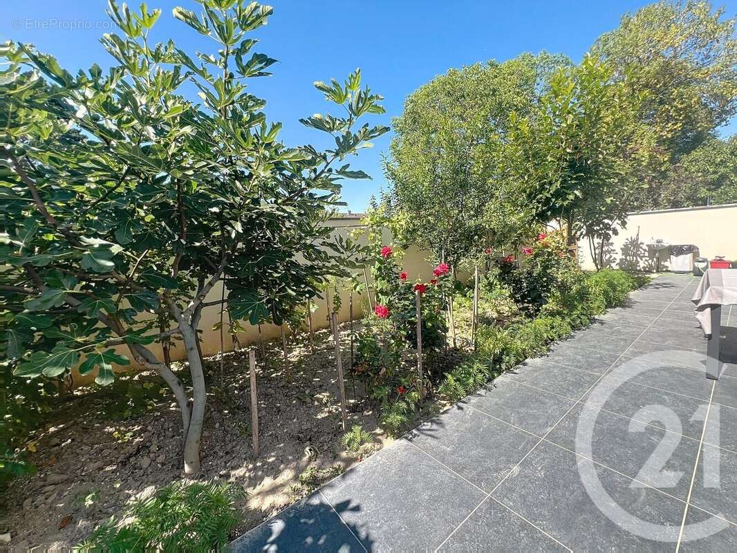 Maison 168 m² à Cormontreuil  - photo 23