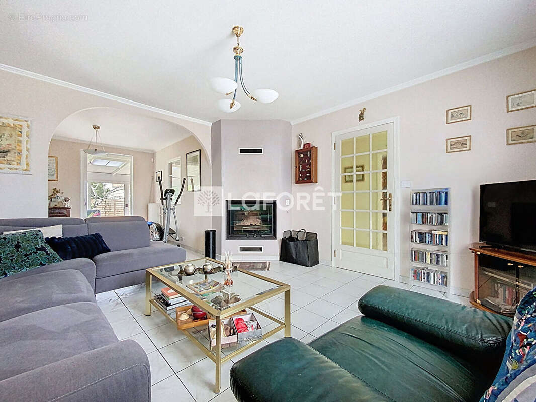 Maison à SAINT-LEGER-SOUS-CHOLET