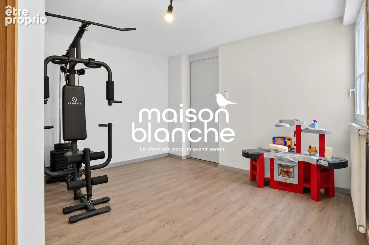 Appartement 139 m² à vendre à Parthenay (79200) - photo 7