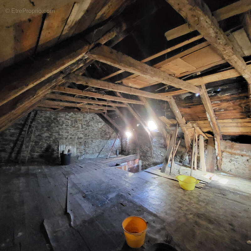 Maison à SAINT-SATURNIN