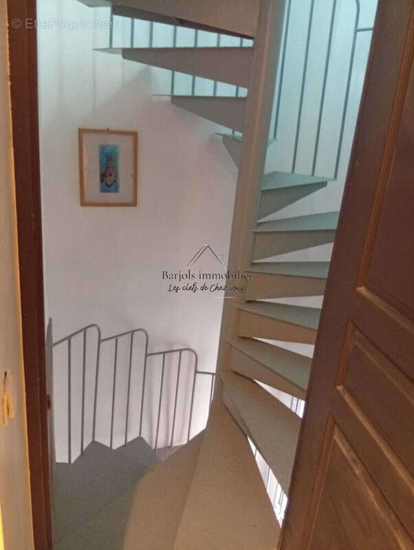 Maison à TAVERNES