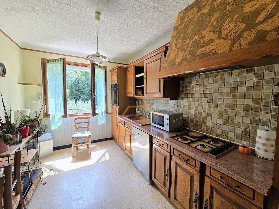 Maison à LA BEGUDE-DE-MAZENC