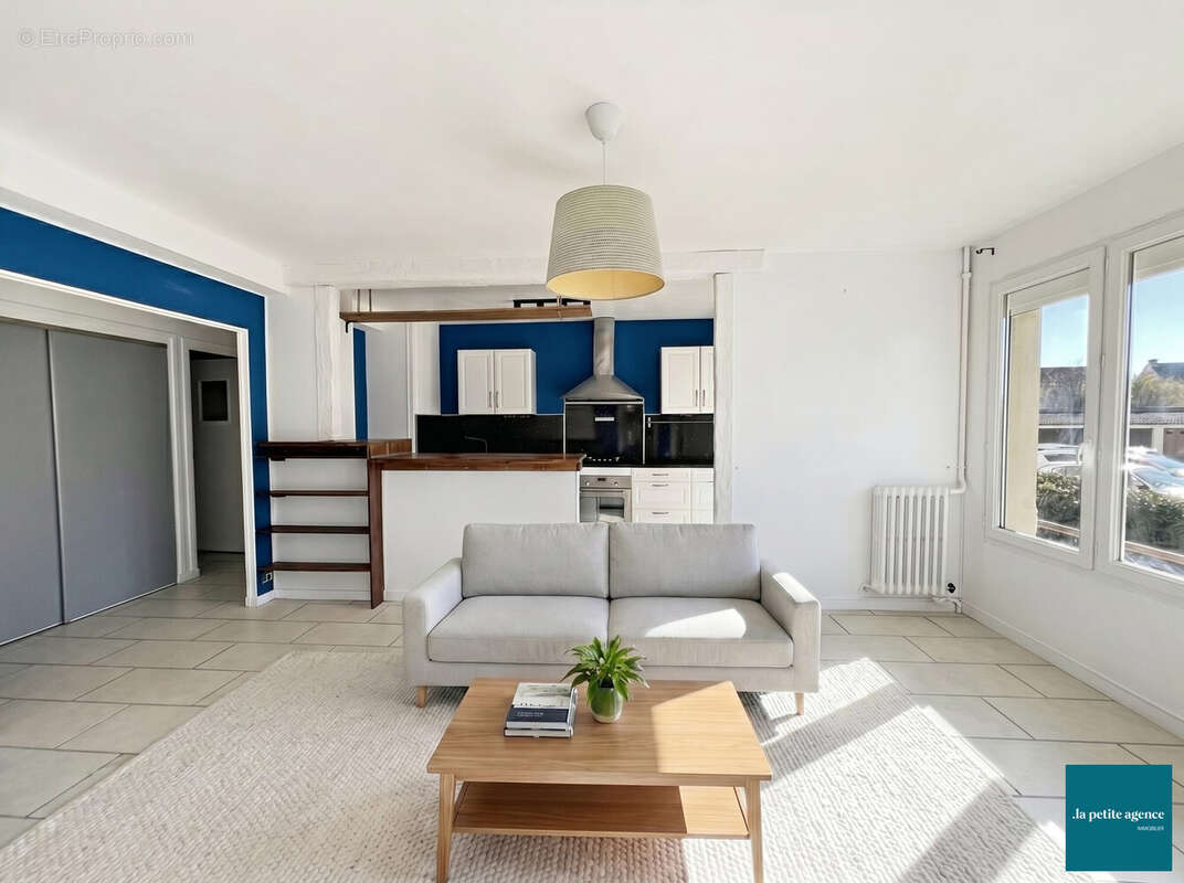 Appartement 56 m² à Caen  - photo 2