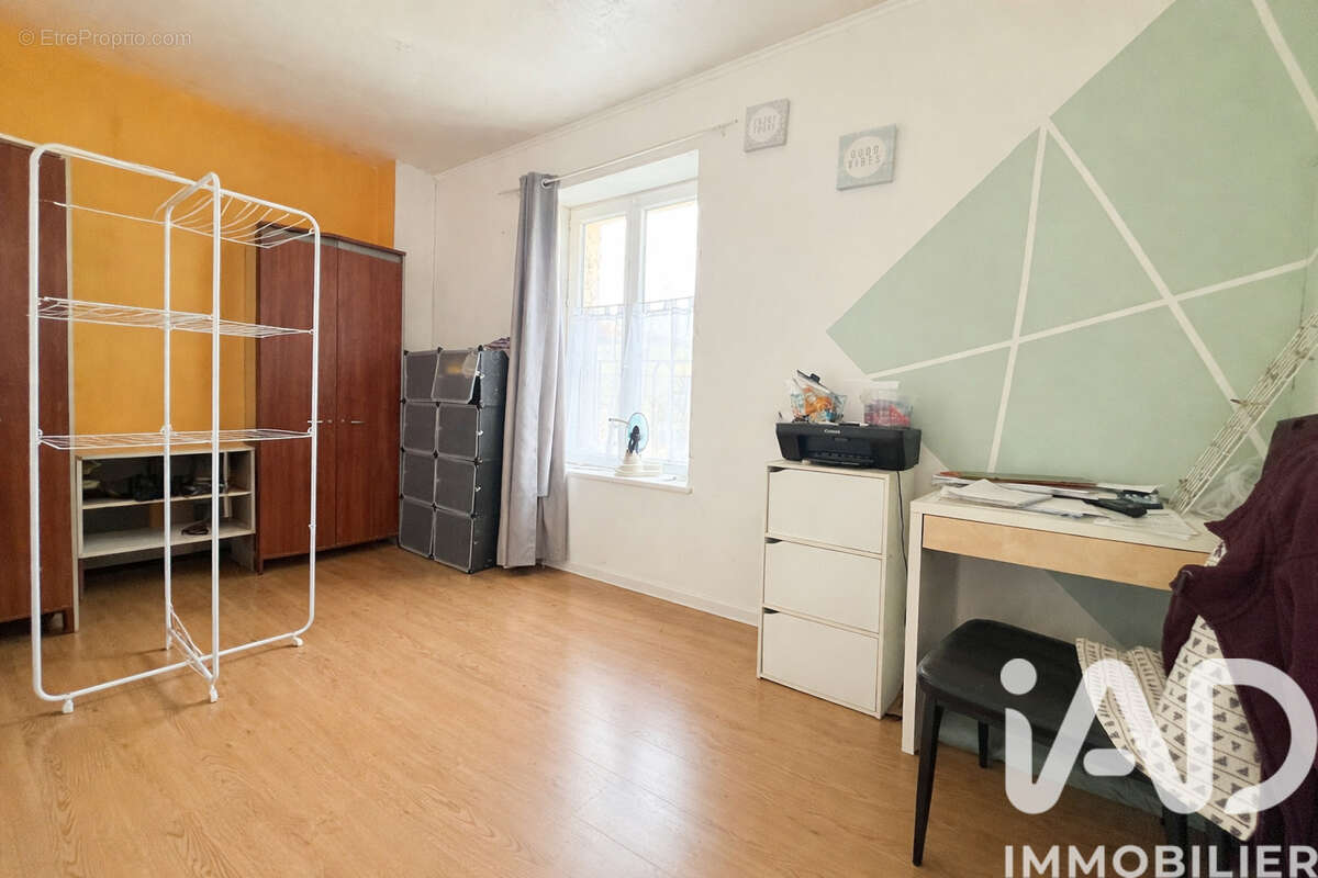 Photo 8 - Maison à NEUILLY-SAINT-FRONT