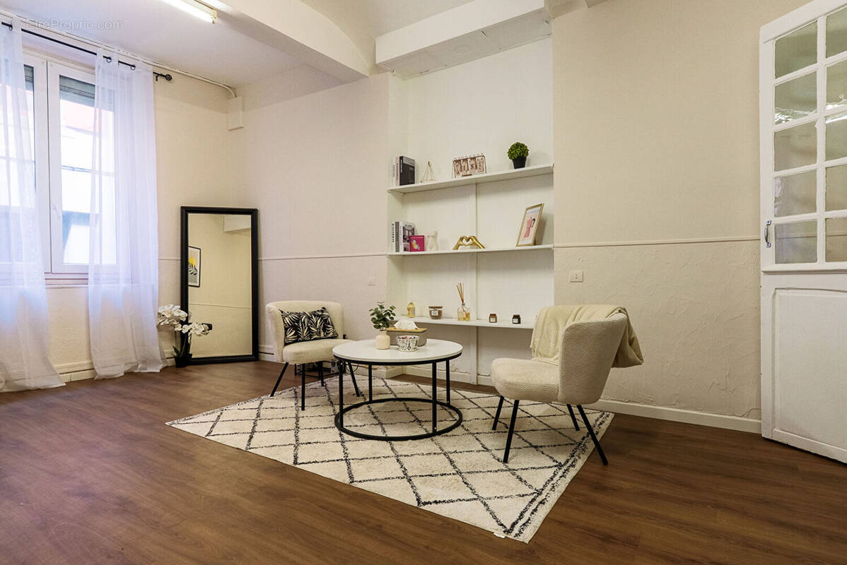 Commerce à CARCASSONNE