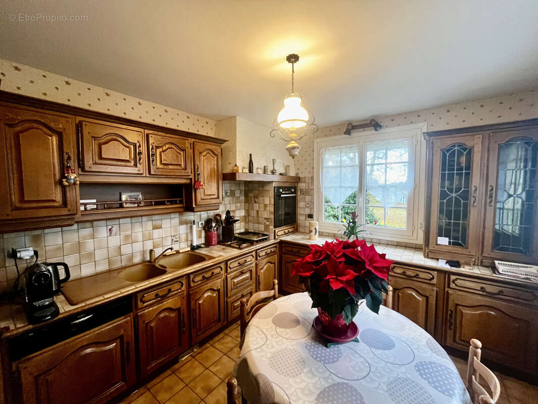 Maison à COULOMMIERS