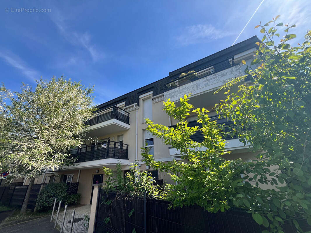 Appartement à SAINT-BRICE-SOUS-FORET