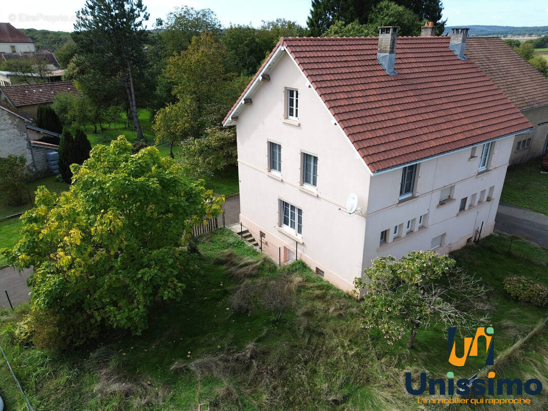 Maison à PRESENTEVILLERS