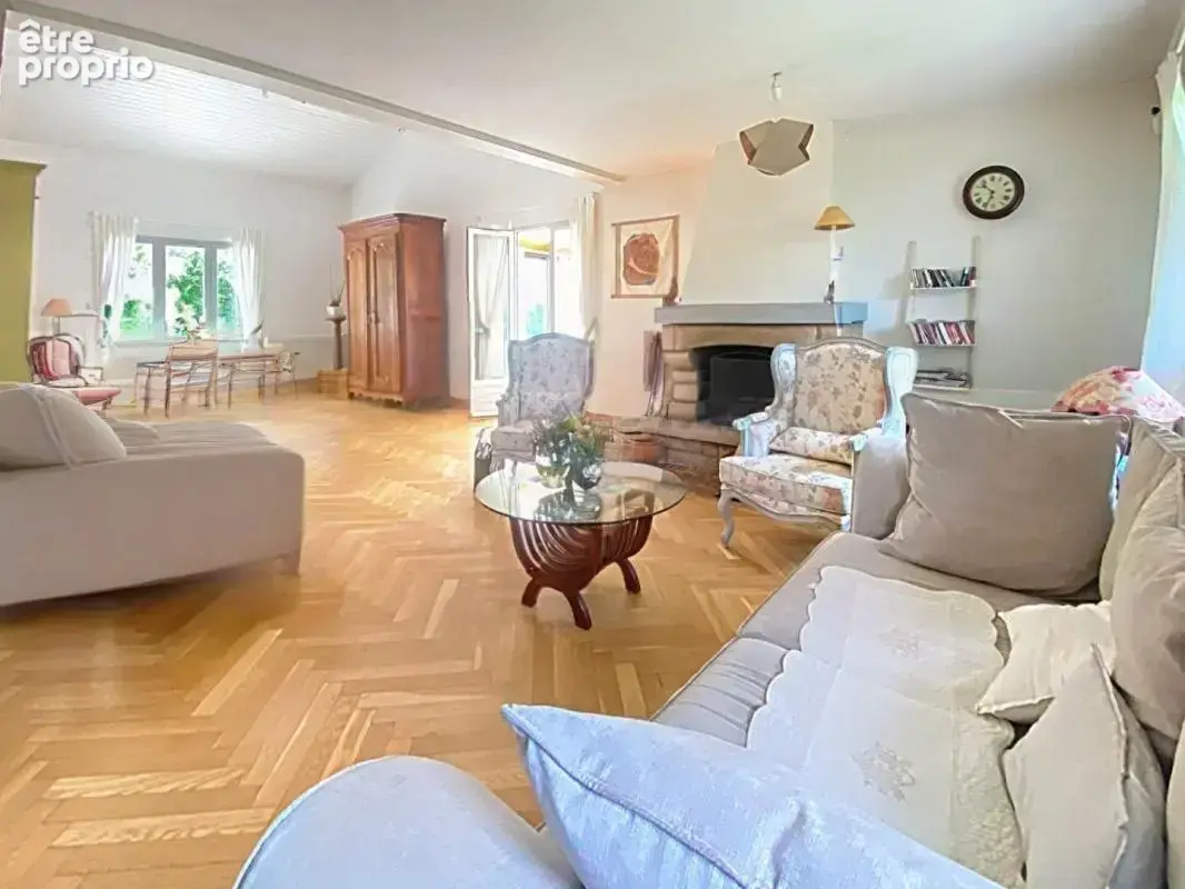 Belle maison de 4 ch sur magnifique jardin dans un quartier résidentiel d'Eysines, intra rocade 210 m2 - photo 6