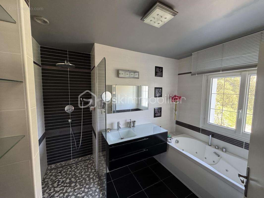 Maison à SAINT-PIERRE-DE-PLESGUEN