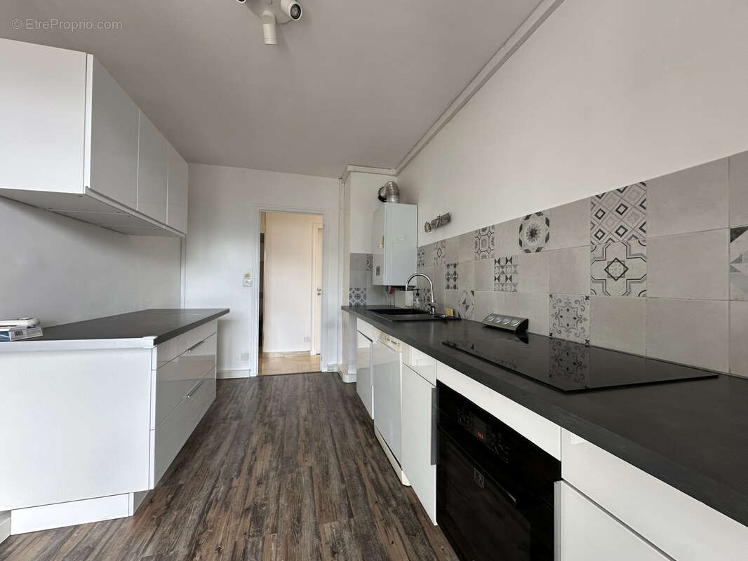 Appartement à MEYLAN
