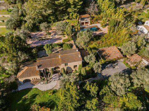 Maison à MOUGINS