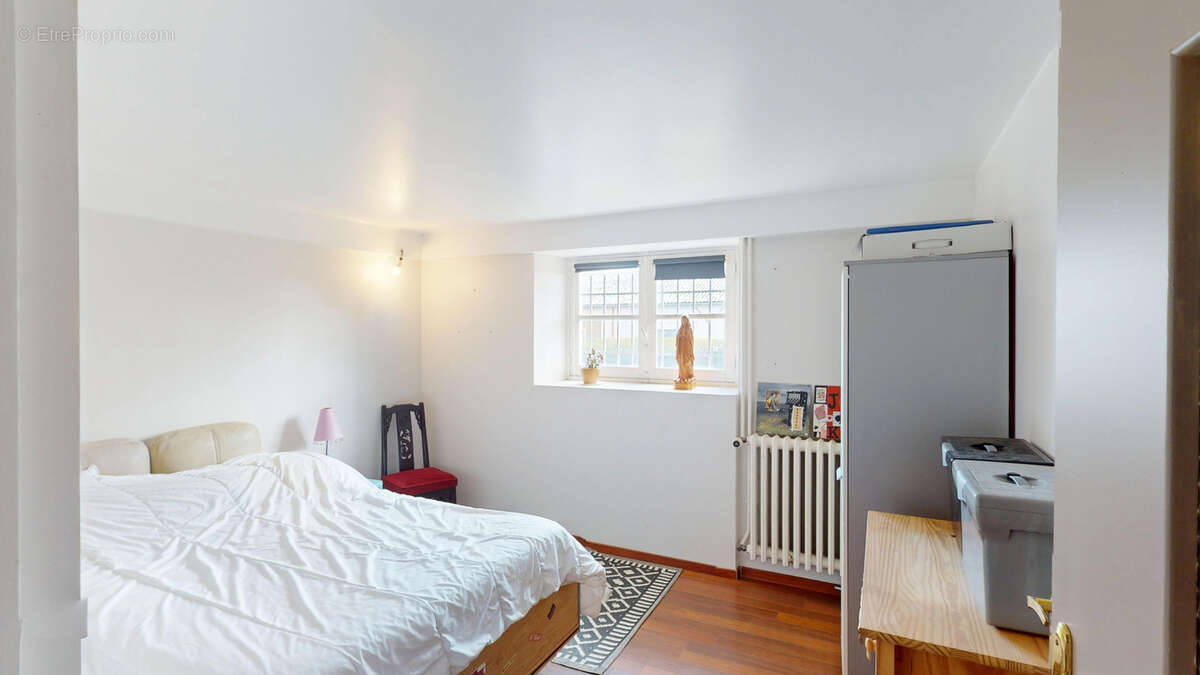 Maison à LUC-LA-PRIMAUBE