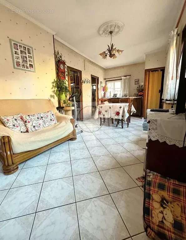 Maison 81 m² à Montreuil  - photo 3