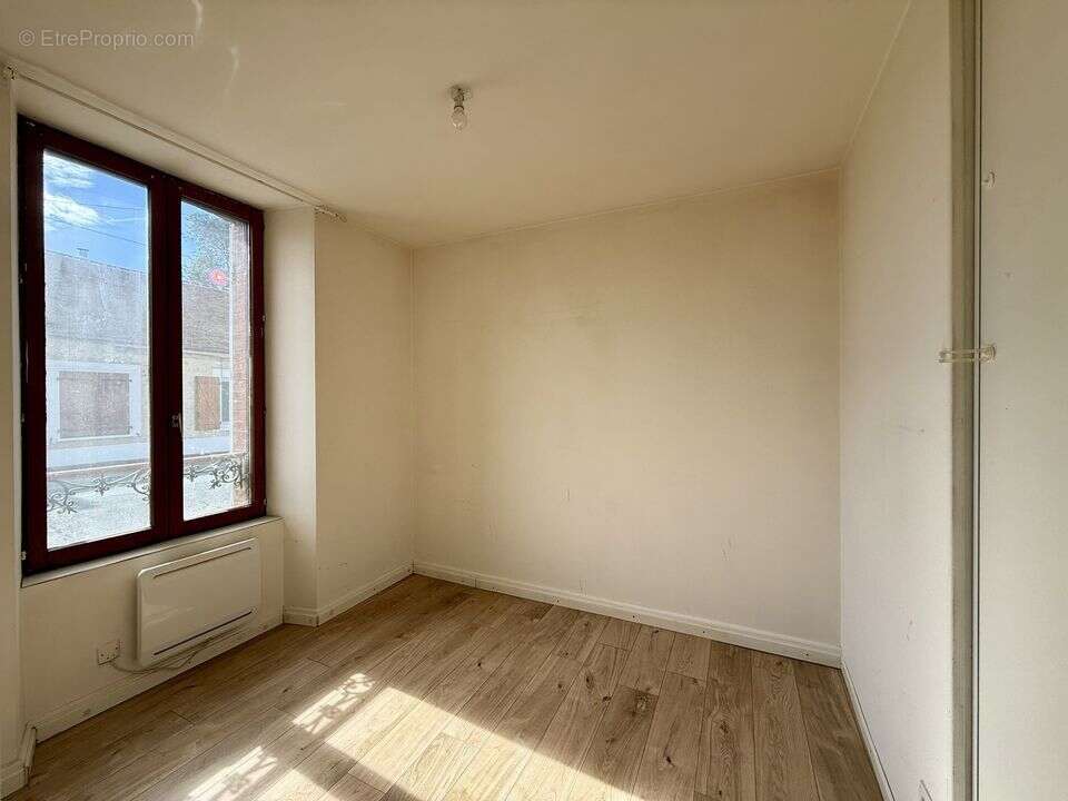 Appartement à MONTIGNY-LENCOUP