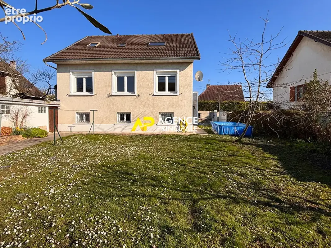Sartrouville - Union - Maison 6 pièces 120 m² avec garage - photo 3
