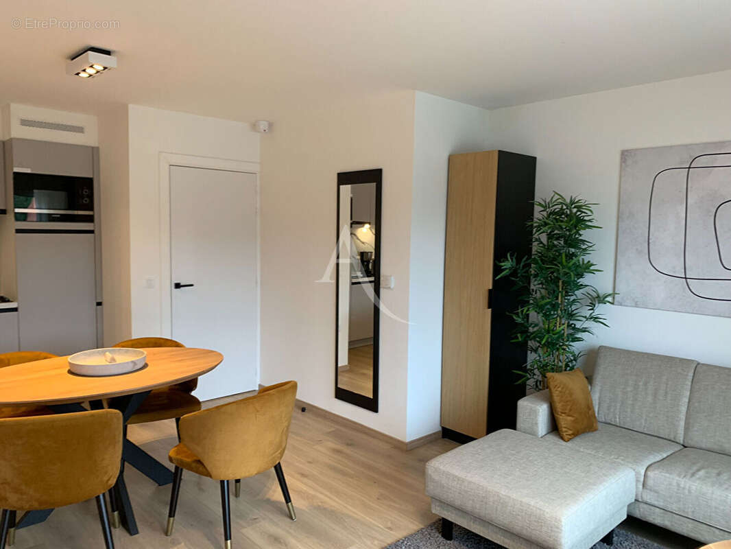 Appartement à CAMIERS