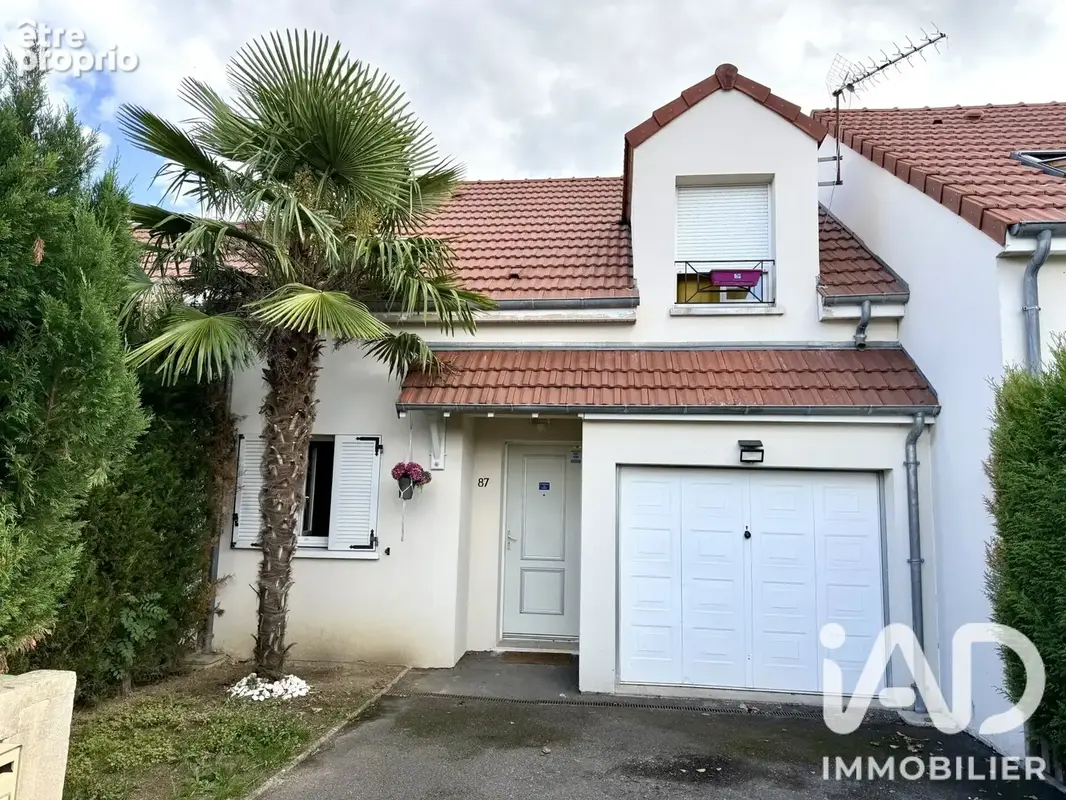 Photo 1 - Maison à VIRY-CHATILLON