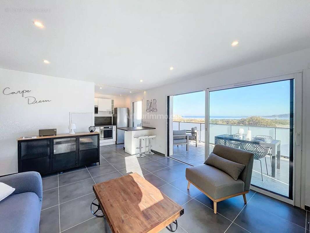 Appartement à CALVI