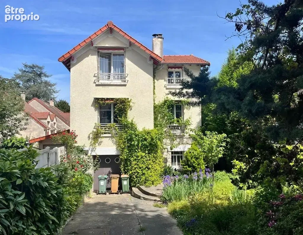 Maison à CHATILLON