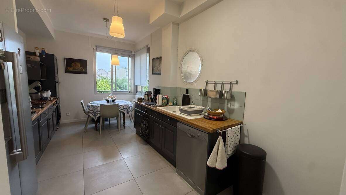 Appartement à MARSEILLE-8E