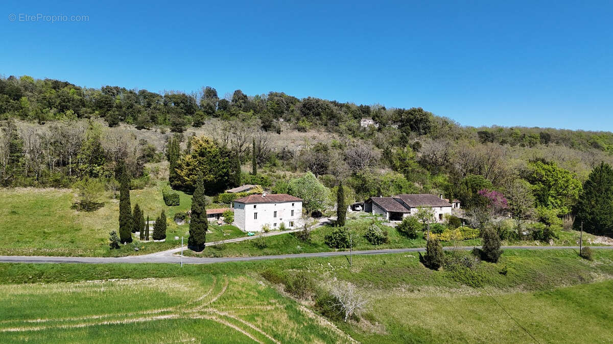 Propriété de charme à flanc de colline avec logements indépendants et vues imprenables - photo 14