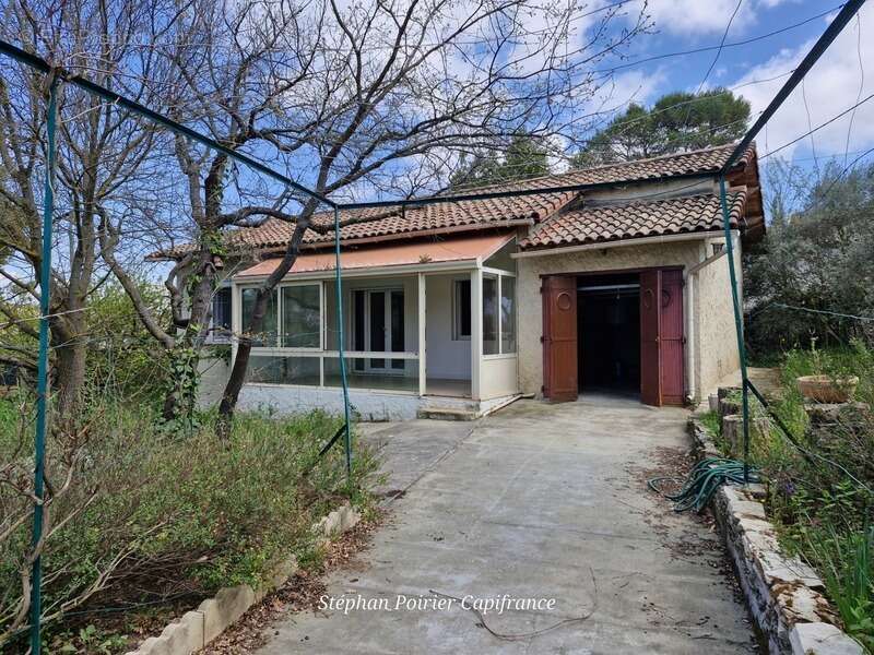 Transformez cette maison en votre lieu de vie à Fuveau - photo 6