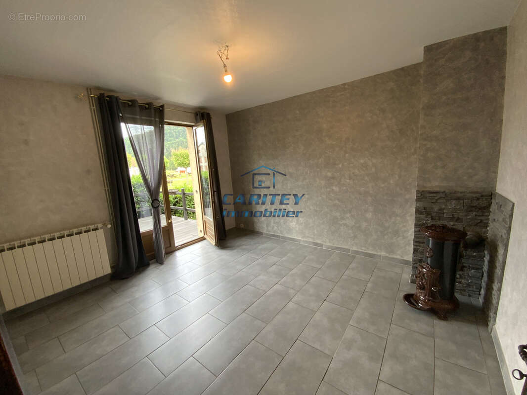 Maison à SERVANCE